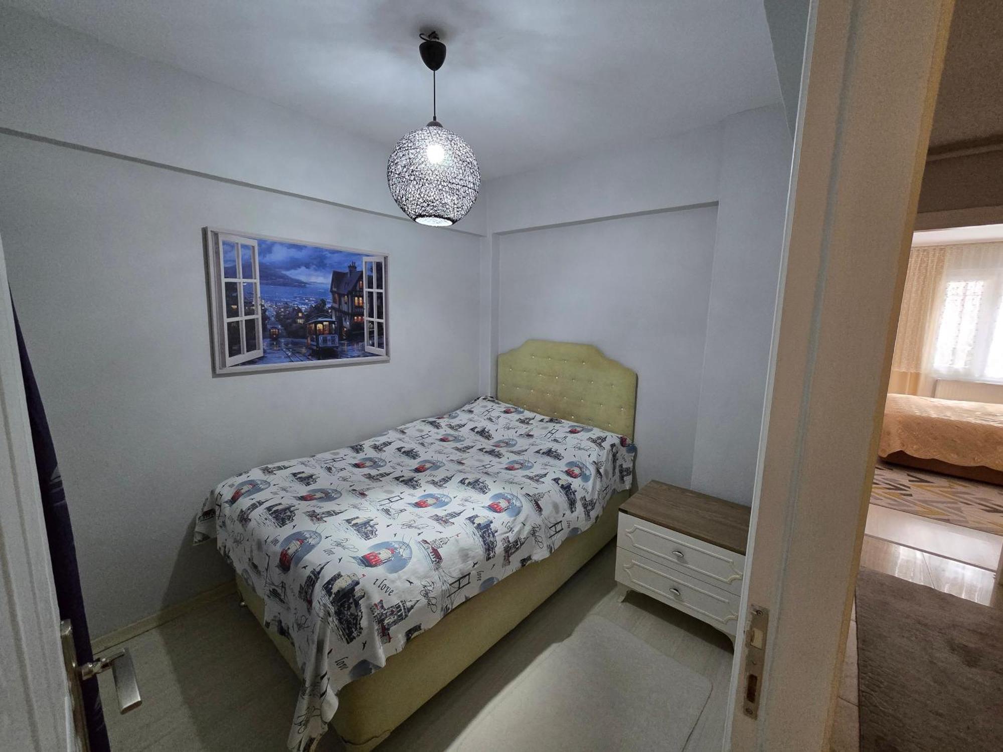 Апартаменти 3+1 , Historical Elevator, Warm House Next To Sea Ізмір Екстер'єр фото